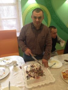 Поздравляем с днем рождения резидента нашего центра – Михаила из города Новоуральск.